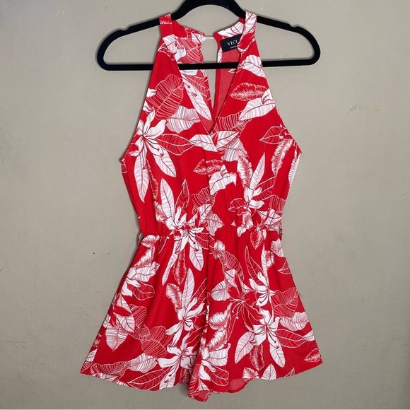 Vici Pants - VICI Women’s Halter Floral Romper With Pockets Red Size Small Missing Waist Tie